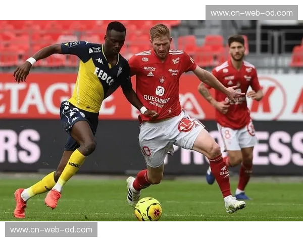 斯特拉斯堡客场挑战里昂 如何限制对手边路传中成课题 斯特拉斯堡客场挑战里昂 如何限制对手边路传中成课题